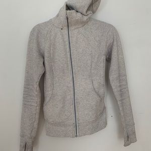 Lululemon women’s travel scuba hoodie